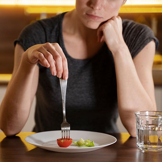 Yetersiz Beslenme Kronik Agri Riskini Artiriyor